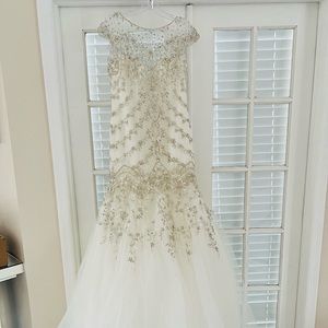 BRAND NEW MoriLee WEDDING DRESS -NEVER WORN